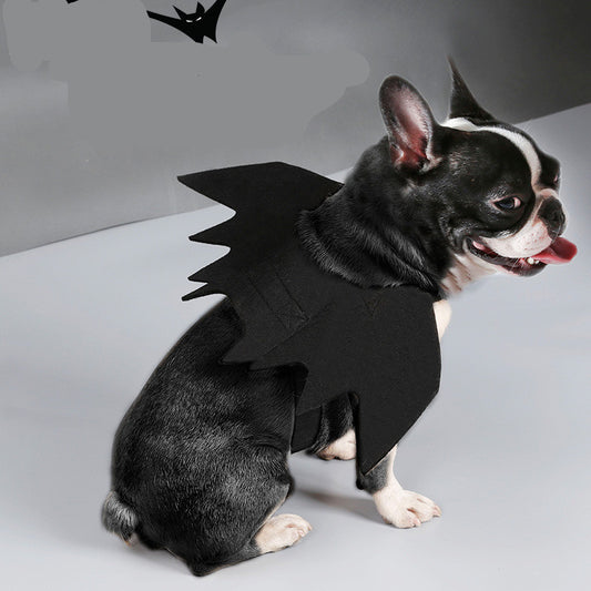 BatPup™ Winged Costume Product Features / Features: a cool dog accessory 1. The material uses black felt cloth, which is light in texture and wears no restraint. 2. The whole product is black, the lines are smooth and smooth, and the bat's mysterious cool