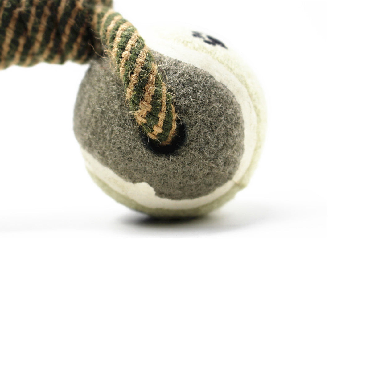 TugTennis™ Product Information: Product Name: Tennis cotton rope dumbbell toys Product Category: Knot toys Product specifications: Ball diameter 6.5cm, total length 25cm, error 1cm, Product weight: 200g Material: cotton and linen rope, elastic rubber ball