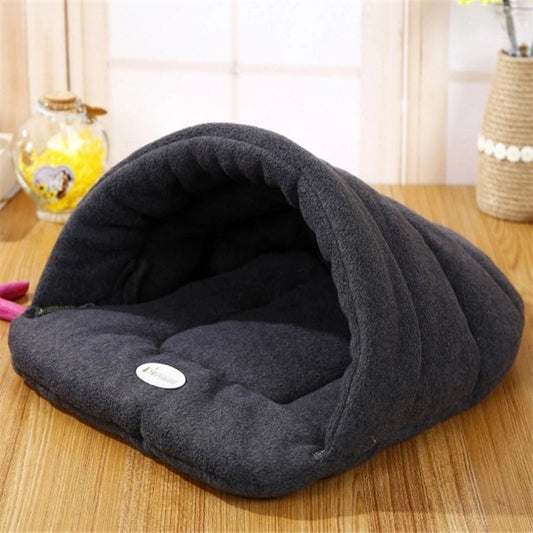 CleanNest™ – Removable & Washable Pet Kennel Give your furry friend the perfect combination of comfort, cleanliness, and convenience with the CleanNest™ Removable & Washable Pet Kennel. ️ Ultra-Comfortable Design: Soft, padded interior provides a cozy ret
