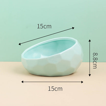 FurBowl Pet Basin Overview: The shape of the bottle mouth is simple and unique. The classic and simple color is simple but worth savoring Gorgeous and noble, with high ornamental and aesthetic value. Product information: Material: Ceramic Specifications: