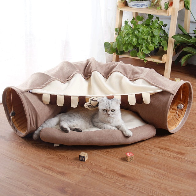 BunnyMaze – Foldable Pet Tunnel & Cozy Bed Combo Overview 1. High-quality material: Polyester keeps your cat comfortable and durable. 2.Collapsible: Easily folded up and can carry to outside. 3.With a mat for the cat to sleep. Specification Name of Produc