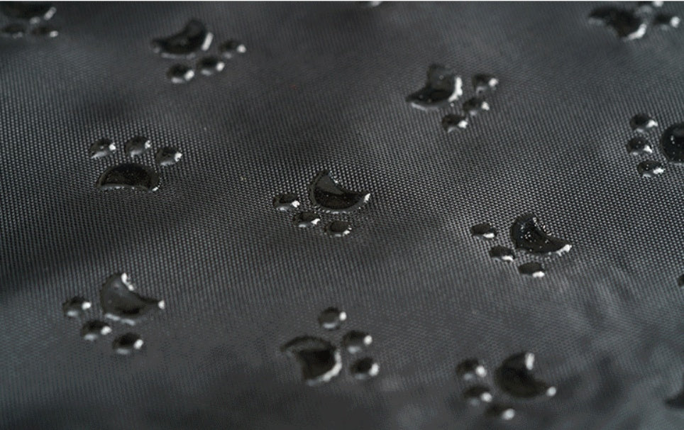 FurCanvas™ Sleep Pad Product information: Material: cloth Product Category: Pet Nest Fabric: Printed canvas / Oxford cloth Thickness: Approximately 3.3cm thick Liner: high resilience sponge Size information: size： Specifications: 50*40cm (0.25kg), 70*50cm