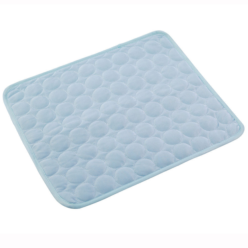 ChillPaw™ Cooling Pad Overview: 1. This mat can train dogs to learn to positioned defecation 2. Adopting the high-quality material, it can absorb the urine quickly, not easy to leak back. 3. Anti slid bottom can prevent the dogs from moving the pad becaus