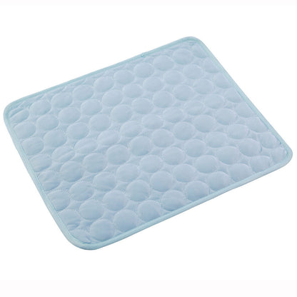 ChillPaw™ Cooling Pad Overview: 1. This mat can train dogs to learn to positioned defecation 2. Adopting the high-quality material, it can absorb the urine quickly, not easy to leak back. 3. Anti slid bottom can prevent the dogs from moving the pad becaus