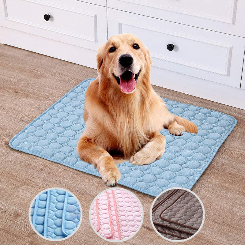ChillPaw™ Cooling Pad Overview: 1. This mat can train dogs to learn to positioned defecation 2. Adopting the high-quality material, it can absorb the urine quickly, not easy to leak back. 3. Anti slid bottom can prevent the dogs from moving the pad becaus