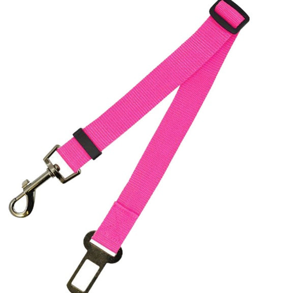 SureGrip Dog Strap Keep Your Pet Safe and Secure While You Drive! ✔️ Key Benefits: Simple & Quick to Use Just clip one end of the seatbelt to your pet’s harness, and snap the other into your car’s seatbelt buckle—just like a regular seatbelt! Its adjustab