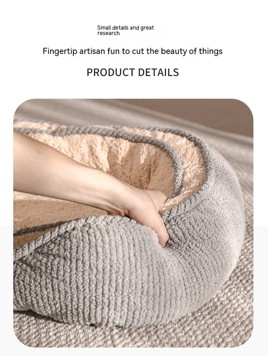 SnugNest™ – All-Season Bed for Small & Medium Dogs Treat your pup to year-round comfort with the SnugNest™ All-Season Dog Bed – specially designed for small and medium-sized dogs who love to relax in style. ️ 4-Season Versatility: Breathable for summer, w