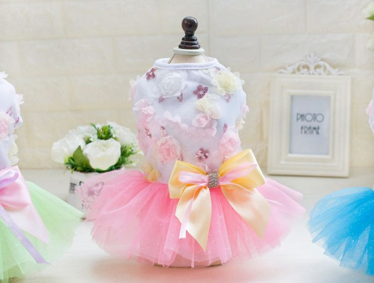 PawTutu™ – Summer Princess Dress for Small Dogs Let your furry fashionista shine in the PawTutu™ Princess Dog Dress – the perfect spring and summer outfit for small dogs who love attention and elegance. Adorable Design: Features a soft mesh tutu skirt and