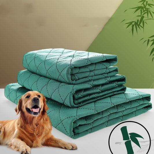 BambooPaw™ Training Pad Overview: This cooling mat is lightweight and easy to fold up for carry, good for using indoors, outdoors and traveling. Putting the mat on the floor, sofa, pet bad, car seat, lawn and anywhere outside under the shadow is perfect.