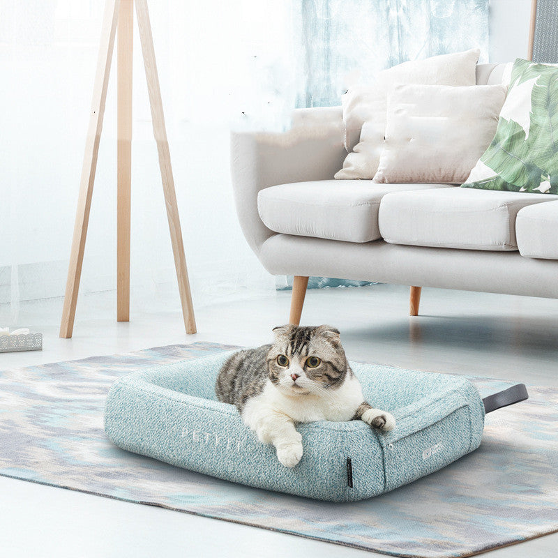 CozyNest™ – Warm & Washable Winter Dog Bed Give your furry friend the gift of warmth and comfort this winter with the CozyNest™ Removable & Washable Dog Bed – specially designed to keep pets cozy when the temperature drops. ❄️ Winter-Ready Warmth: Plush l