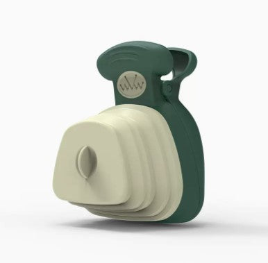 Pet Dog Poop Bag Dispenser Travel Foldable Poop Spoon Product information: Product Name: Folding Toilet Picker Brand: SUPER DESIGN (Supp Design) Use: outdoor poop picking Material: silicone, plastic size: Large: 18X14.5CM Small: 13.5X10.5CM Colour: Yellow