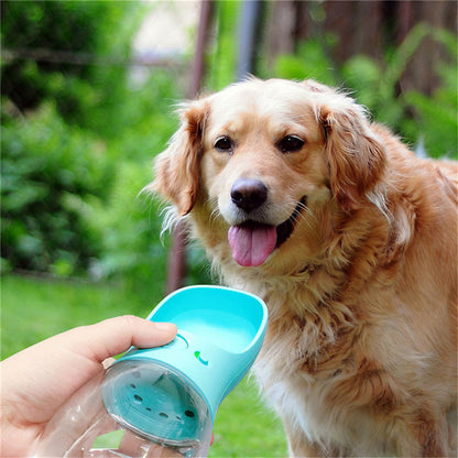 PetEasy Bottle Overview : - Made of environmental-friendly material. - Anti-bacterial material, safe, and healthy. - One-touch waterproof button, easy to use. - Food grade plastic material, very durable. - Lightweight bottle, you can take it outside easil