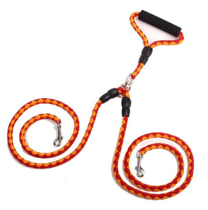 DuoLead Overview: HEAVY DUTY - Our Strong and heavy duty leash is constructed from high-quality real mountain climbing nylon rope. Made with strongest 1/2 inch diameter rock climbing rope and very durable metal clip hook for you and your dog safe. REFLECT