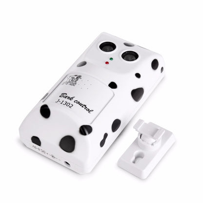 Smart Bark Stopper Train smarter. Bark less. Live quieter. Why This Device is a Must-Have: ✅ Smart Bark Detection – No False Alarms This device is designed to activate only after 3 consecutive barks, which helps filter out false triggers caused by occasio
