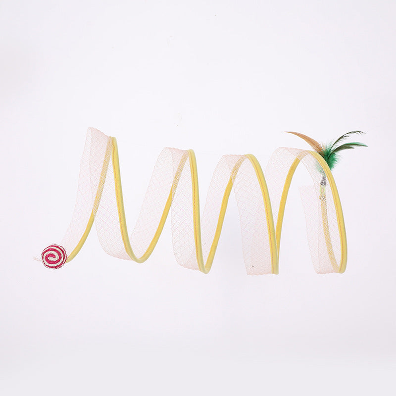 WhiskerMaze™ – Interactive Tunnel with Simulated Mice Product information: Material: steel wire, elastic mesh, feather, plush mouse, sisal hemp ball Product category: set toy Size: about 50cm long, about 20cm in diameter A: Rat Feather Straight Clause B: