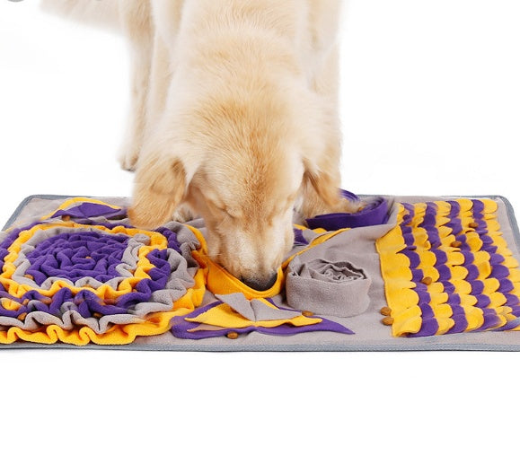 Interactive Puzzle Pet Sniffing Pad Blanket Smelling Traning Toy Overview : 1. Soft fleece upper with anti-slip bottom. 2. Machine Washable. 3. Pet expert says: 10 mins snuffle = 1 hour running. 4. Release Extra energy and keep your pet calm down. 5. Good