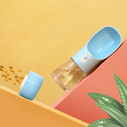 PawTrio Travel Cup Product Information: Material: Plastic Color: blue, pink, green, grey Size: 25.5x7x7cm Weight: 180g Capacity: 458ml Features: Plastic material for human use, high-temperature resistance, no deformation when filled with hot water Large o