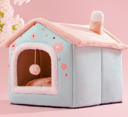 SnuggleHaus™ Enclosed Bed Overview: 1.Self-warming Fabric. Premium synthetic plush fur, a combination of comfortable and breathable, cozy, warm. 2.Durable Bottom. Can be placed in a balcony corridor or other places without worrying about sliding, providin