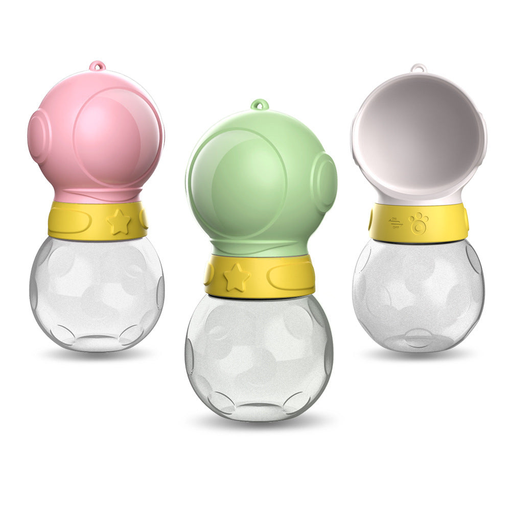 HydroPaw On-the-Go Cup Overview: 1.【Perfect For Small Pets】It can ensure that dogs drink water safely, and it is also suitable for cats, rabbits or other small pets, which perfectly solves the safety problem of drinking water outside. 2.【Portable Dog Wate