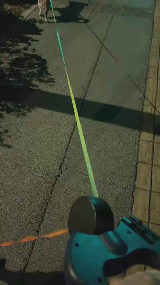 PawPair Overview: Made of high-quality plastic and nylon material, won't be destroyed by your dogs. The traction rope is automatic retractable, really convenient and stored easily. One-to-two automatic telescopic traction rope, easy to walk two dogs. With