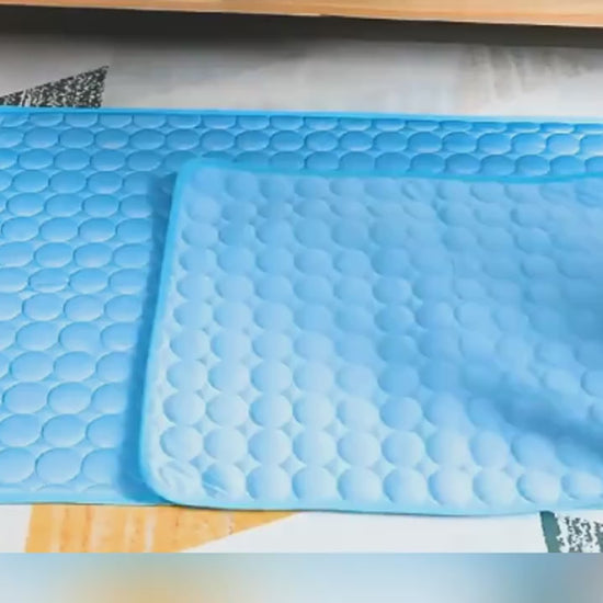 Cooling Ice Silk Pet Bed – Summer Nest for Dogs & Cats Overview: 1. Cool, comfortable, durable and pet-friendly 2. Provide instant cooling effect 3. Suitable for pets of all sizes 4. Use this simple and effective pet cooling pad to help your pet withstand
