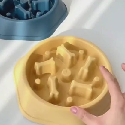 SlowPaw Feeding Bow Slow Feeder Dog Bowl – Anti-Gulping, Fun & Healthy Eating Transform mealtime into a safe and stimulating experience for your dog. Designed to promote slower, healthier eating habits, this slow feeder bowl helps prevent bloating, chokin
