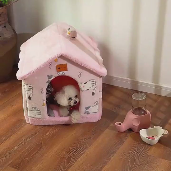 SnuggleHaus™ Enclosed Bed Overview: 1.Self-warming Fabric. Premium synthetic plush fur, a combination of comfortable and breathable, cozy, warm. 2.Durable Bottom. Can be placed in a balcony corridor or other places without worrying about sliding, providin