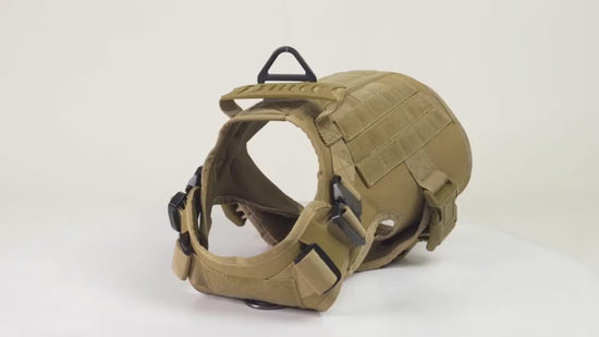 PawForce Vest & Leash Overview: 1. Military-standard Material: Two Metal Shoulder Buckles can bear great pulling force, ensuring your dog is safely harnessed during training, hunting, working, and any other occasion. 2. Practical Design For Versatile use: