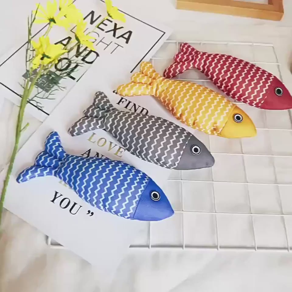 Interactive Catnip Fish – Teething & Play Pillow for Kittens Cozy Companion: Our catnip fish kicker toys are all made of soft plush material and baby-level cotton, soft and comfortable enough for your feline friends to snuggle and chew. Organic Catnip Fil